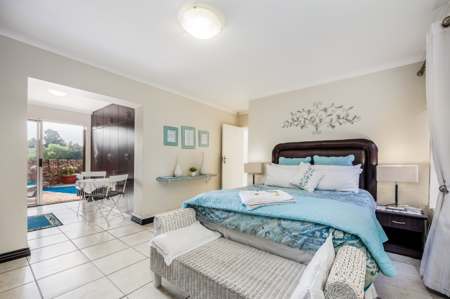 7 Bedroom Property for Sale in Eversdal Heights Western Cape